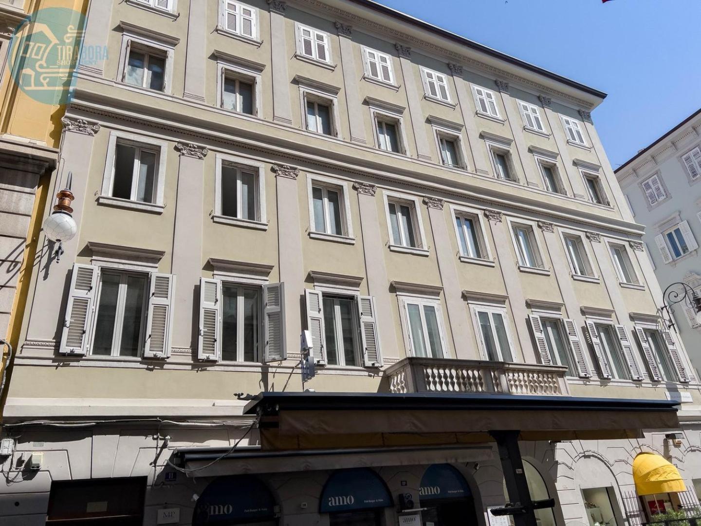 Cassa Di Risparmio 11 Tirabora Short Rent Trieste Esterno foto