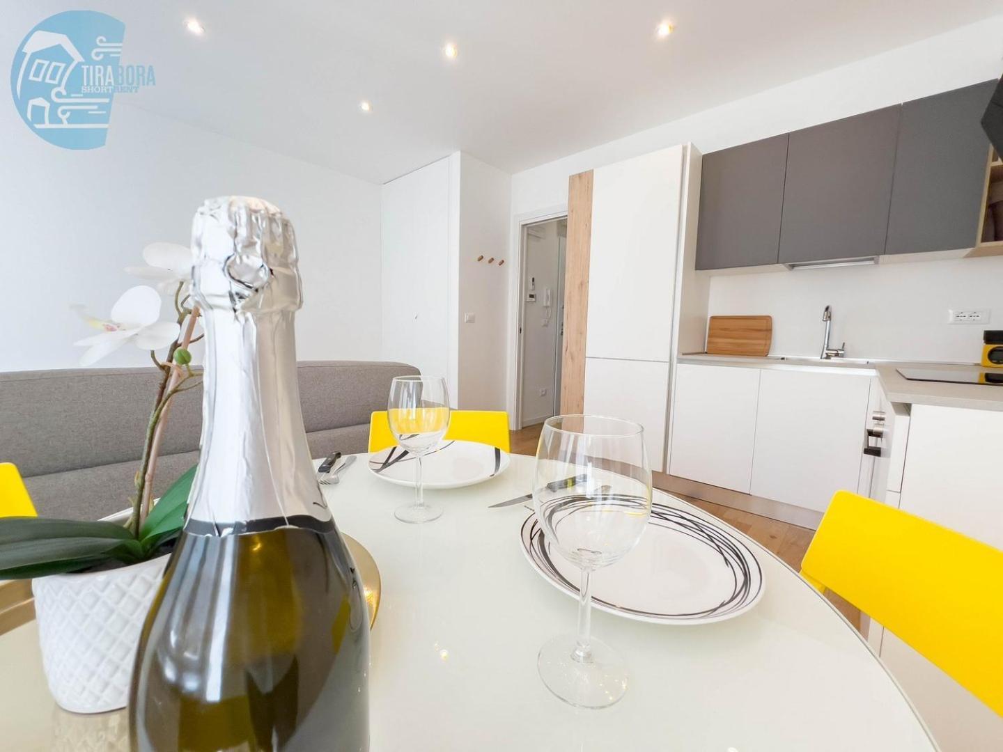 Cassa Di Risparmio 11 Tirabora Short Rent Trieste Esterno foto
